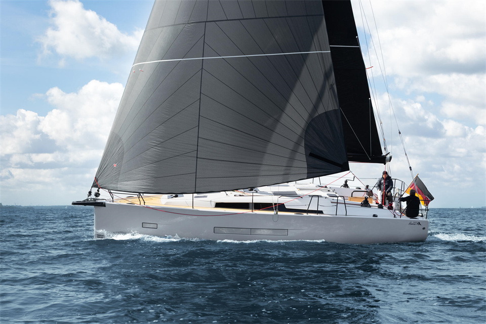 Hanse360ST
