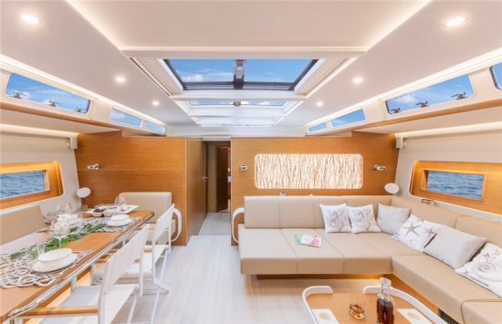 汉斯Hanse 675帆船
