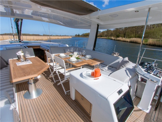 汉斯Hanse 675帆船