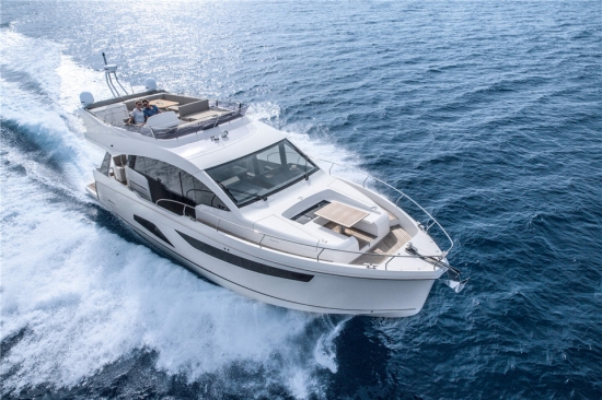 德国汉斯游艇Sealine F530