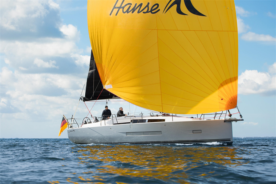天生更快，更可持续！Hanse 360 ST 横空出世，重新定义航海激情